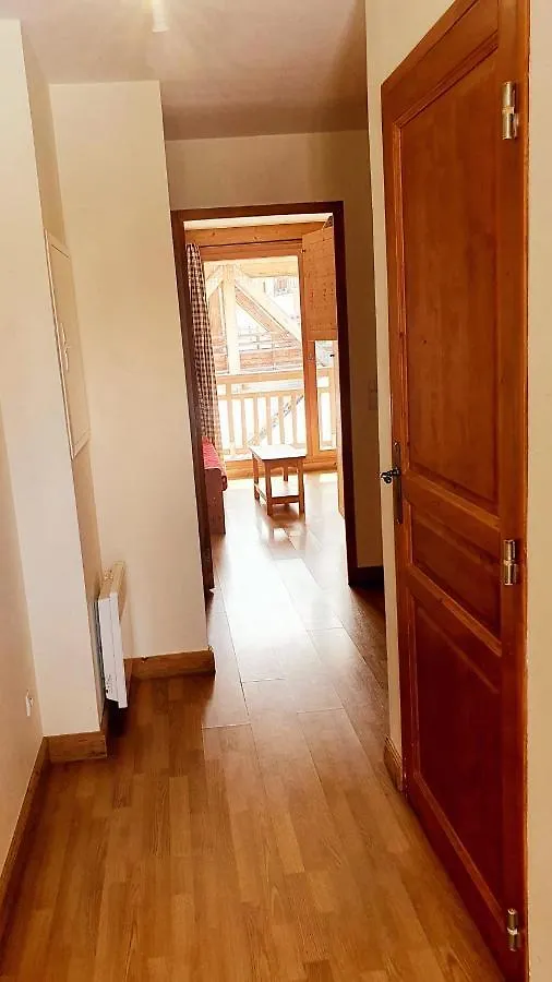 Les Chalets Des Rennes - Vars - T2 4 Personnes - Cdrb53 Apartment